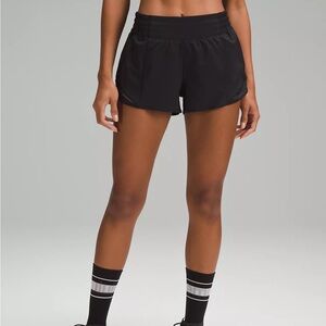 Lululemon black hotty hot shorts! Size 4 “4